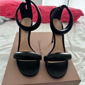 Gianvito Rossi Black Leather Heels
